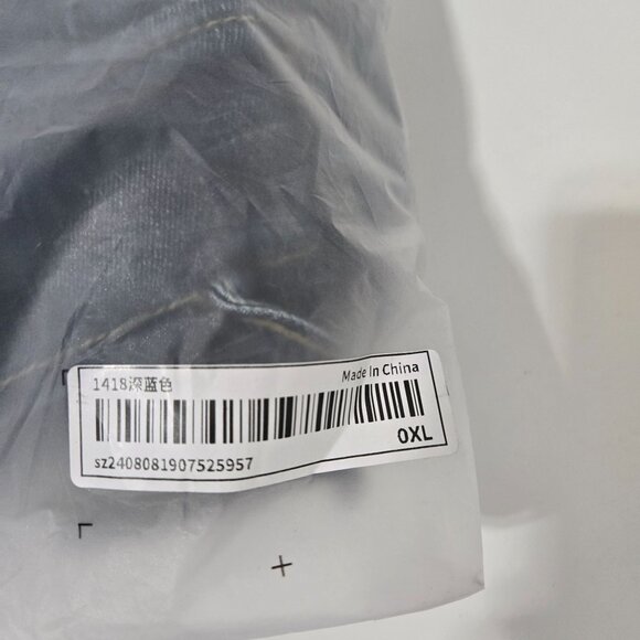 SHEIN ICON‎ Plus Size Front Button Pockets Butterfly Jeans - Size 0XL - Picture 4 of 7